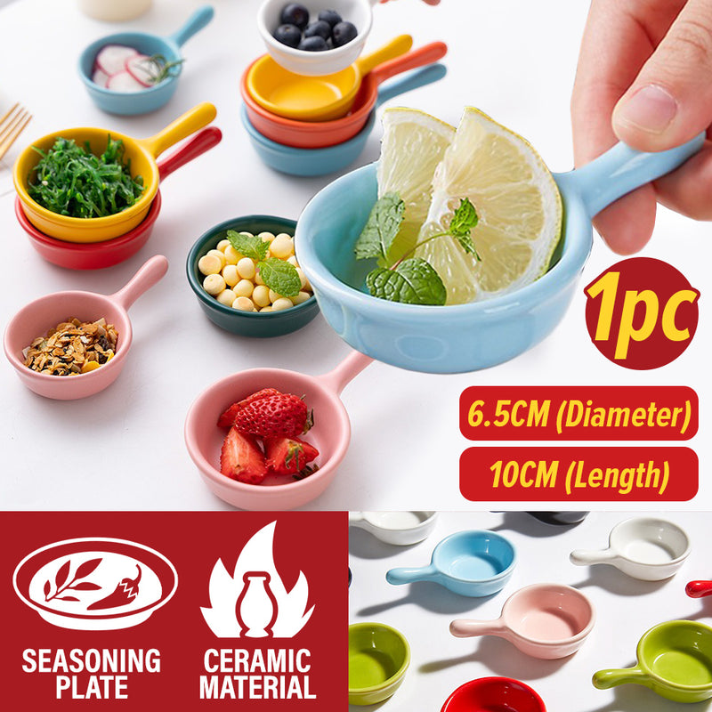 idrop Round Handle Ceramic Seasoning Condiment Dish Plate / Piring Kecil Plat Hidangan Perasa / 陶瓷碟 6.5CM圆柄碟(10CM)(黄/粉红/青/蓝) [ 6.5CM(D) 10CM(L) ] [ YELLOW/PINK/CYAN/BLUE ]